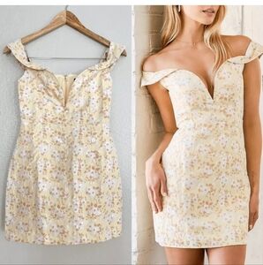 LULUS Floral Jaccaurd Off The Shoulders Mini Dress Formal Occasions yellow nwt